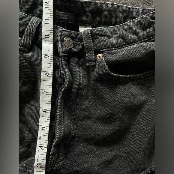 H&M Denim High Rise Distressed Cut Off Jean Vintage Shorts Summer Casual Black 6 - Picture 8 of 9